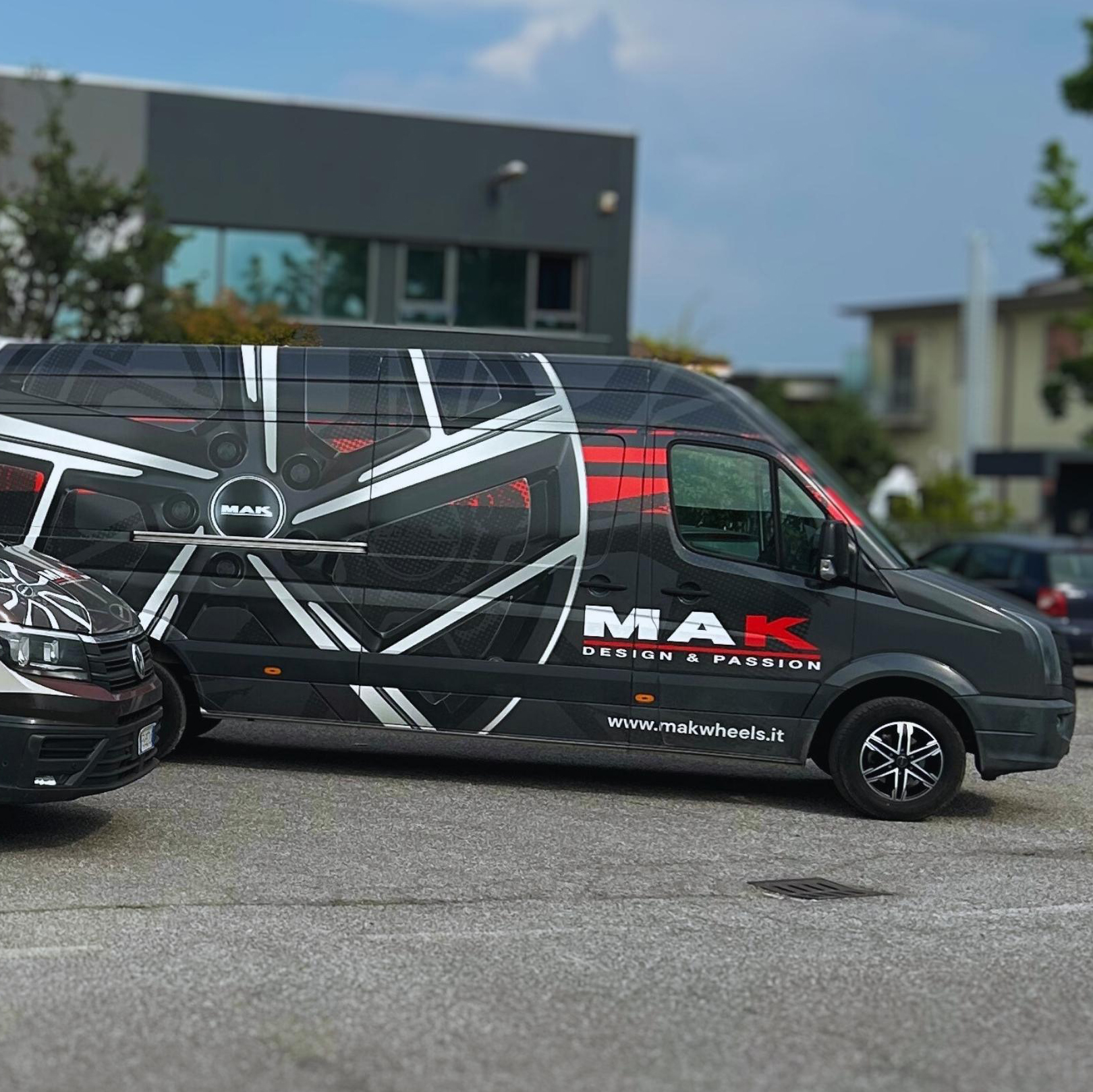 MAK @ COMPANY: VAN DESIGN - MAK NEW